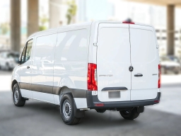 Mercedes-Benz Sprinter Crew Van Standard Roof 4-Cyl Diesel 2500 Standard Roof I4 Diesel 144" RWD 2026