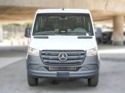 Mercedes-Benz Sprinter Crew Van Standard Roof 4-Cyl Diesel 2500 Standard Roof I4 Diesel 144" RWD 2026