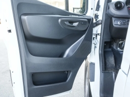 Mercedes-Benz Sprinter Crew Van Standard Roof 4-Cyl Diesel 2500 Standard Roof I4 Diesel 144" RWD 2026