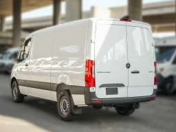 Mercedes-Benz Sprinter Crew Van Standard Roof 4-Cyl Diesel 2500 Standard Roof I4 Diesel 144" RWD 2026