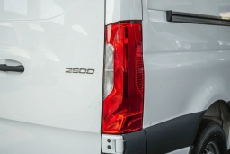 Mercedes-Benz Sprinter Crew Van Standard Roof 4-Cyl Diesel 2500 Standard Roof I4 Diesel 144" RWD 2026
