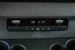 Mercedes-Benz Sprinter Crew Van Standard Roof 4-Cyl Diesel 2500 Standard Roof I4 Diesel 144" RWD 2026