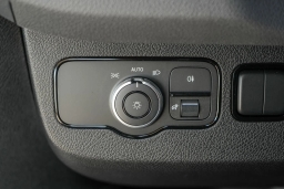 Mercedes-Benz Sprinter Crew Van Standard Roof 4-Cyl Diesel 2500 Standard Roof I4 Diesel 144" RWD 2026