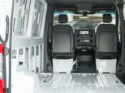 Mercedes-Benz Sprinter Crew Van Standard Roof 4-Cyl Diesel 2500 Standard Roof I4 Diesel 144" RWD 2026