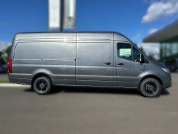 Mercedes-Benz Sprinter Crew Van High Roof 4-Cyl Diesel 2500 High Roof I4 Diesel 170" RWD 2026