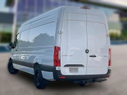 Mercedes-Benz Sprinter Cargo Van High Roof 4-Cyl Diesel 2500 High Roof I4 Diesel 170" RWD 2025