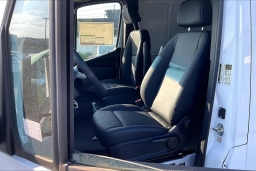 Mercedes-Benz Sprinter Cargo Van High Roof 4-Cyl Diesel 2500 High Roof I4 Diesel 170" RWD 2025