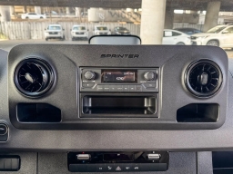 Mercedes-Benz Sprinter Crew Van High Roof 4-Cyl Diesel 2500 High Roof I4 Diesel 170" RWD 2026