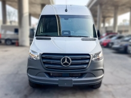 Mercedes-Benz Sprinter Crew Van High Roof 4-Cyl Diesel 2500 High Roof I4 Diesel 170" RWD 2026