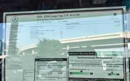 Mercedes-Benz Sprinter Crew Van High Roof 4-Cyl Diesel 2500 High Roof I4 Diesel 170" RWD 2026