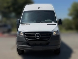 Mercedes-Benz Sprinter Cargo Van High Roof 4-Cyl Diesel 2500 High Roof I4 Diesel 170" RWD 2026