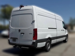 Mercedes-Benz Sprinter Cargo Van High Roof 4-Cyl Diesel 2500 High Roof I4 Diesel 170" RWD 2026