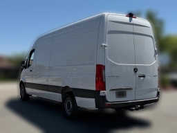 Mercedes-Benz Sprinter Cargo Van High Roof 4-Cyl Diesel 2500 High Roof I4 Diesel 170" RWD 2026