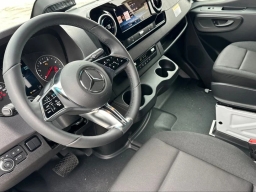 Mercedes-Benz Sprinter Crew Van Standard Roof 4-Cyl Diesel HO 2500 Standard Roof I4 Diesel HO 144" RWD 2026