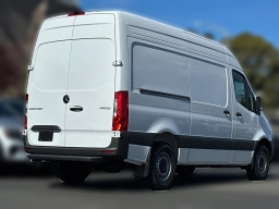 Mercedes-Benz Sprinter Crew Van Standard Roof 4-Cyl Diesel HO 2500 Standard Roof I4 Diesel HO 144" RWD 2026