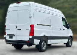 Mercedes-Benz Sprinter Crew Van Standard Roof 4-Cyl Diesel HO 2500 Standard Roof I4 Diesel HO 144" RWD 2026