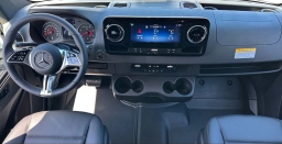 Mercedes-Benz Sprinter Cargo Van Standard Roof 4-Cyl Diesel HO 2500 Standard Roof I4 Diesel HO 144" RWD 2026