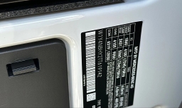 Mercedes-Benz Sprinter Cargo Van Standard Roof 4-Cyl Diesel HO 2500 Standard Roof I4 Diesel HO 144" RWD 2026