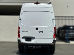 Mercedes-Benz Sprinter Cargo Van Standard Roof 4-Cyl Diesel HO 2500 Standard Roof I4 Diesel HO 144" RWD 2025