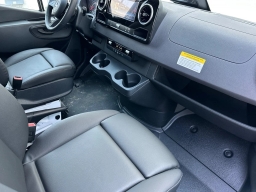 Mercedes-Benz Sprinter Cargo Van Standard Roof 4-Cyl Diesel HO 2500 Standard Roof I4 Diesel HO 144" RWD 2025