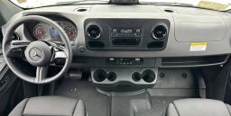 Mercedes-Benz Sprinter Cargo Van Standard Roof 4-Cyl Diesel HO 2500 Standard Roof I4 Diesel HO 144" RWD 2025