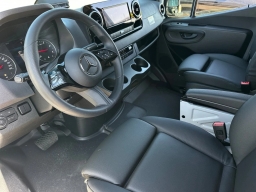 Mercedes-Benz Sprinter Cargo Van Standard Roof 4-Cyl Diesel HO 2500 Standard Roof I4 Diesel HO 144" RWD 2025