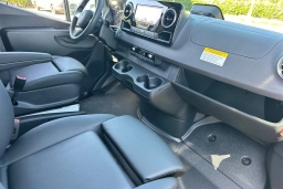 Mercedes-Benz Sprinter Cargo Van Standard Roof 4-Cyl Diesel HO 2500 Standard Roof I4 Diesel HO 144" RWD 2025