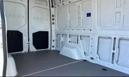 Mercedes-Benz Sprinter Crew Van Standard Roof 4-Cyl Diesel HO 2500 Standard Roof I4 Diesel HO 144" RWD 2026