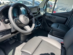 Mercedes-Benz Sprinter Cargo Van Standard Roof 4-Cyl Diesel HO 2500 Standard Roof I4 Diesel HO 144" RWD 2025