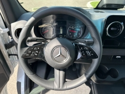 Mercedes-Benz Sprinter Cargo Van Standard Roof 4-Cyl Diesel HO 2500 Standard Roof I4 Diesel HO 144" RWD 2025