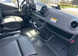 Mercedes-Benz Sprinter Cargo Van Standard Roof 4-Cyl Diesel HO 2500 Standard Roof I4 Diesel HO 144" RWD 2025