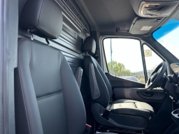 Mercedes-Benz Sprinter Cargo Van Standard Roof 4-Cyl Diesel HO 2500 Standard Roof I4 Diesel HO 144" RWD 2025