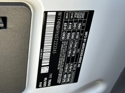 Mercedes-Benz Sprinter Cargo Van Standard Roof 4-Cyl Diesel HO 2500 Standard Roof I4 Diesel HO 144" RWD 2025