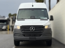 Mercedes-Benz Sprinter Crew Van Standard Roof 4-Cyl Diesel HO 2500 Standard Roof I4 Diesel HO 144" RWD 2026