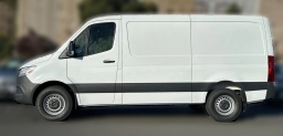 Mercedes-Benz Sprinter Crew Van Standard Roof 4-Cyl Diesel HO 2500 Standard Roof I4 Diesel HO 144" RWD 2026