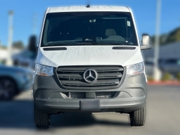 Mercedes-Benz Sprinter Crew Van Standard Roof 4-Cyl Diesel HO 2500 Standard Roof I4 Diesel HO 144" RWD 2026