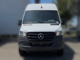 Mercedes-Benz Sprinter Crew Van Standard Roof 4-Cyl Diesel HO 2500 Standard Roof I4 Diesel HO 144" RWD 2026