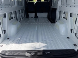Mercedes-Benz Sprinter Crew Van Standard Roof 4-Cyl Diesel HO 2500 Standard Roof I4 Diesel HO 144" RWD 2026