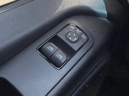 Mercedes-Benz Sprinter Crew Van Standard Roof 4-Cyl Diesel HO 2500 Standard Roof I4 Diesel HO 144" RWD 2026