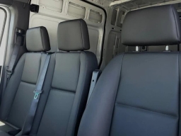 Mercedes-Benz Sprinter Crew Van Standard Roof 4-Cyl Diesel HO 2500 Standard Roof I4 Diesel HO 144" RWD 2026