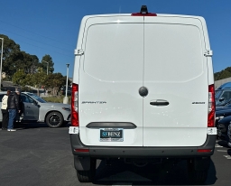 Mercedes-Benz Sprinter Crew Van Standard Roof 4-Cyl Diesel HO 2500 Standard Roof I4 Diesel HO 144" RWD 2026