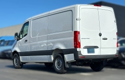 Mercedes-Benz Sprinter Crew Van Standard Roof 4-Cyl Diesel HO 2500 Standard Roof I4 Diesel HO 144" RWD 2026