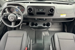 Mercedes-Benz Sprinter Crew Van Standard Roof 4-Cyl Diesel HO 2500 Standard Roof I4 Diesel HO 144" RWD 2026