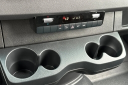 Mercedes-Benz Sprinter Crew Van Standard Roof 4-Cyl Diesel HO 2500 Standard Roof I4 Diesel HO 144" RWD 2026
