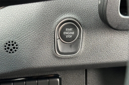 Mercedes-Benz Sprinter Crew Van Standard Roof 4-Cyl Diesel HO 2500 Standard Roof I4 Diesel HO 144" RWD 2026