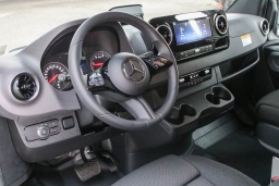 Mercedes-Benz Sprinter Cargo Van Standard Roof 4-Cyl Diesel HO 2500 Standard Roof I4 Diesel HO 144" RWD 2025