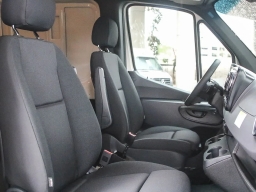 Mercedes-Benz Sprinter Cargo Van Standard Roof 4-Cyl Diesel HO 2500 Standard Roof I4 Diesel HO 144" RWD 2025