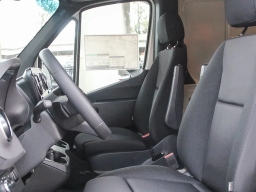 Mercedes-Benz Sprinter Cargo Van Standard Roof 4-Cyl Diesel HO 2500 Standard Roof I4 Diesel HO 144" RWD 2025