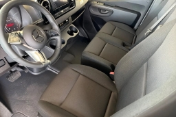 Mercedes-Benz Sprinter Crew Van Standard Roof 4-Cyl Diesel HO 2500 Standard Roof I4 Diesel HO 144" RWD 2026