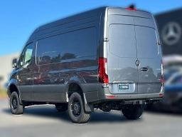 Mercedes-Benz Sprinter Crew Van Standard Roof 4-Cyl Diesel HO 2500 Standard Roof I4 Diesel HO 144" AWD 2026